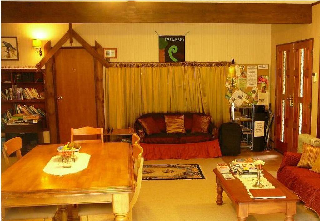 Mount Tutu Eco-Sanctuary Bed & Breakfast Ohauiti Dış mekan fotoğraf